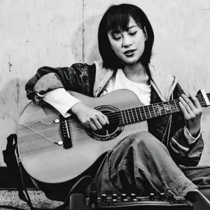 手伸进女朋友内裤里视频网站
